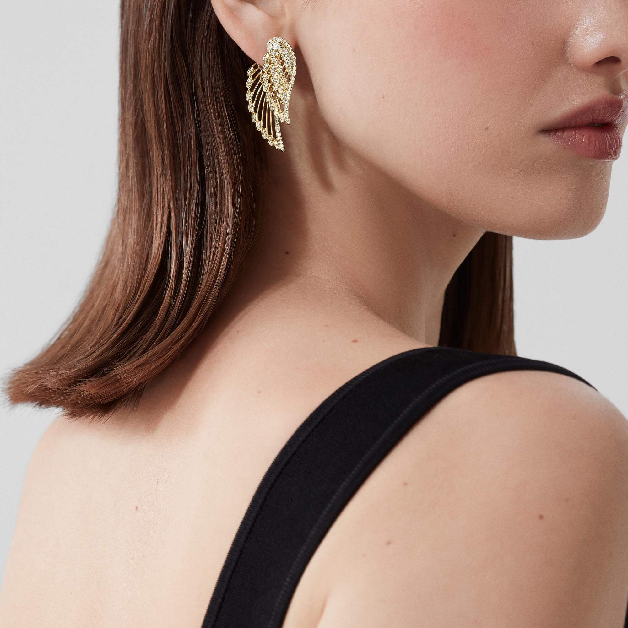 0044 Garrard Wings Embrace Drop Earrings 2015905 Model