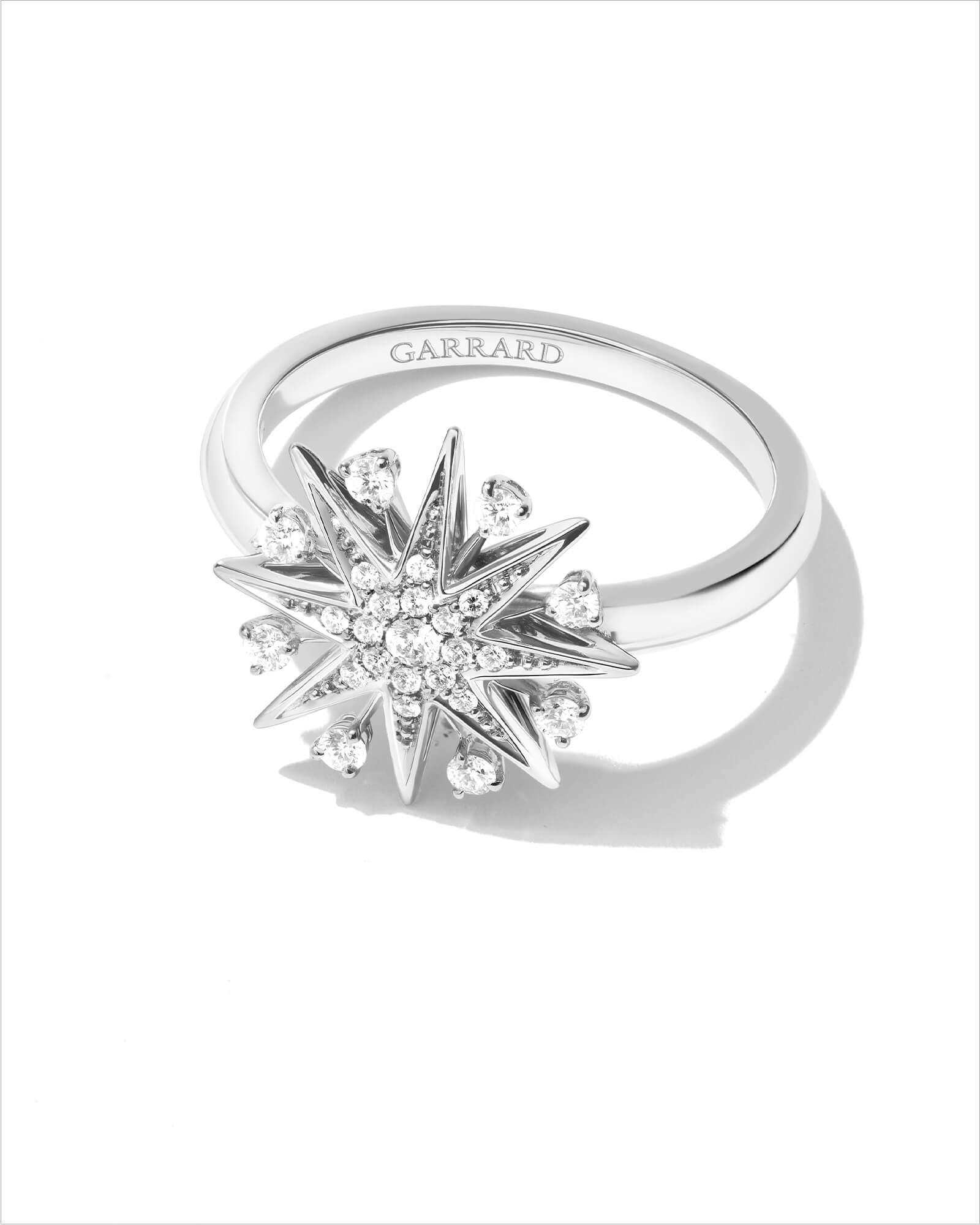 Close up of a Garrard Starlight Mini Icons Daimond Ring