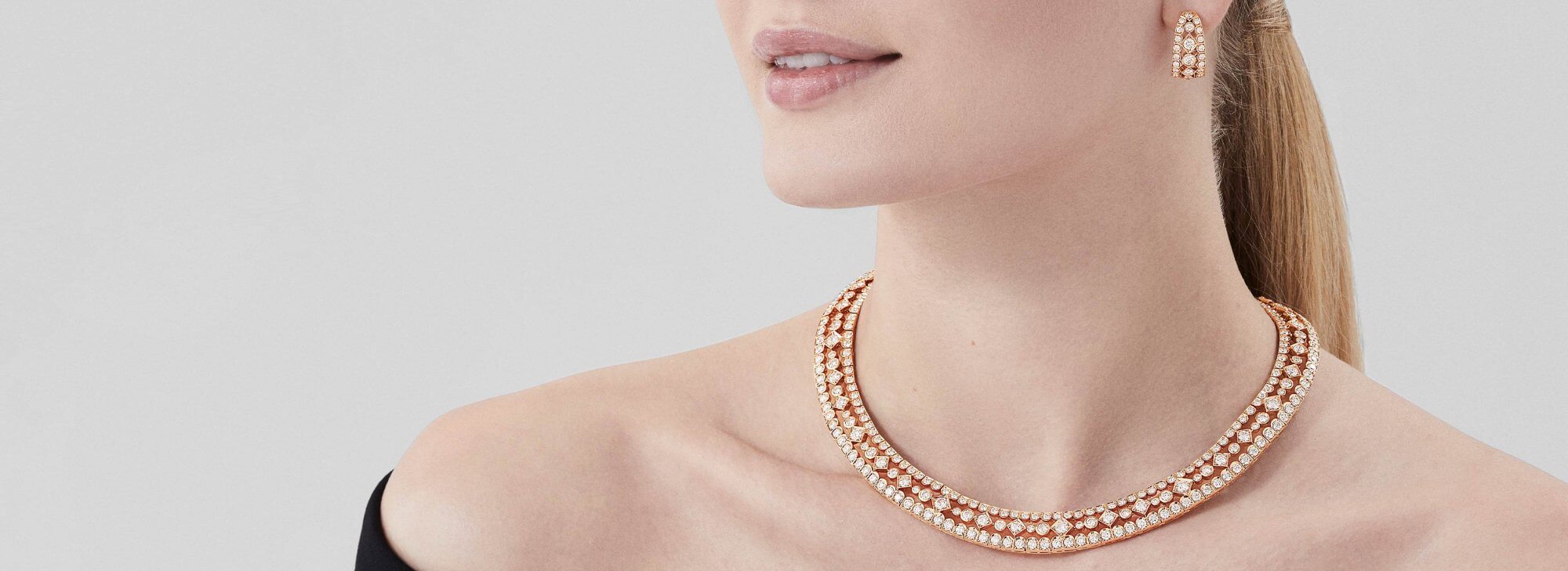 Model wears Garrard high jewellery collection Albemarle Classic High Jewellery Suite desktop 2024