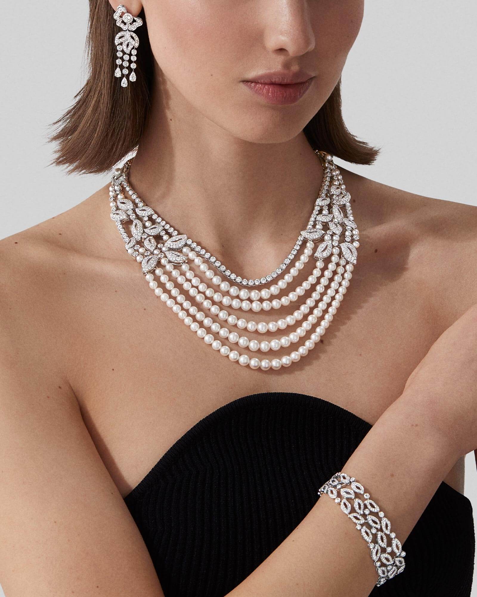 Model wears Garrard high jewellery collection Rose Garden High Jewellery Suite 2023 close up