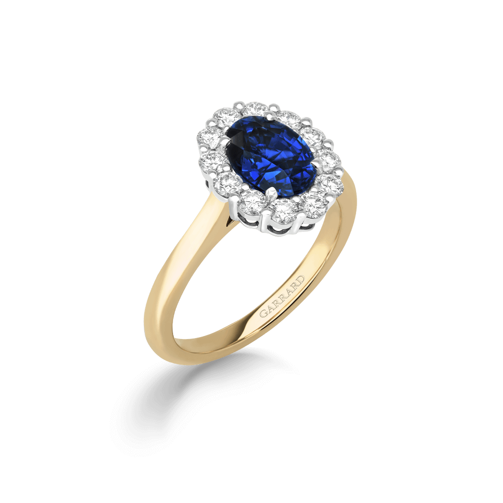 Garrard 1735 jewellery collection Sapphire Oval Ring in Platinum and yellow gold with Diamonds Hero