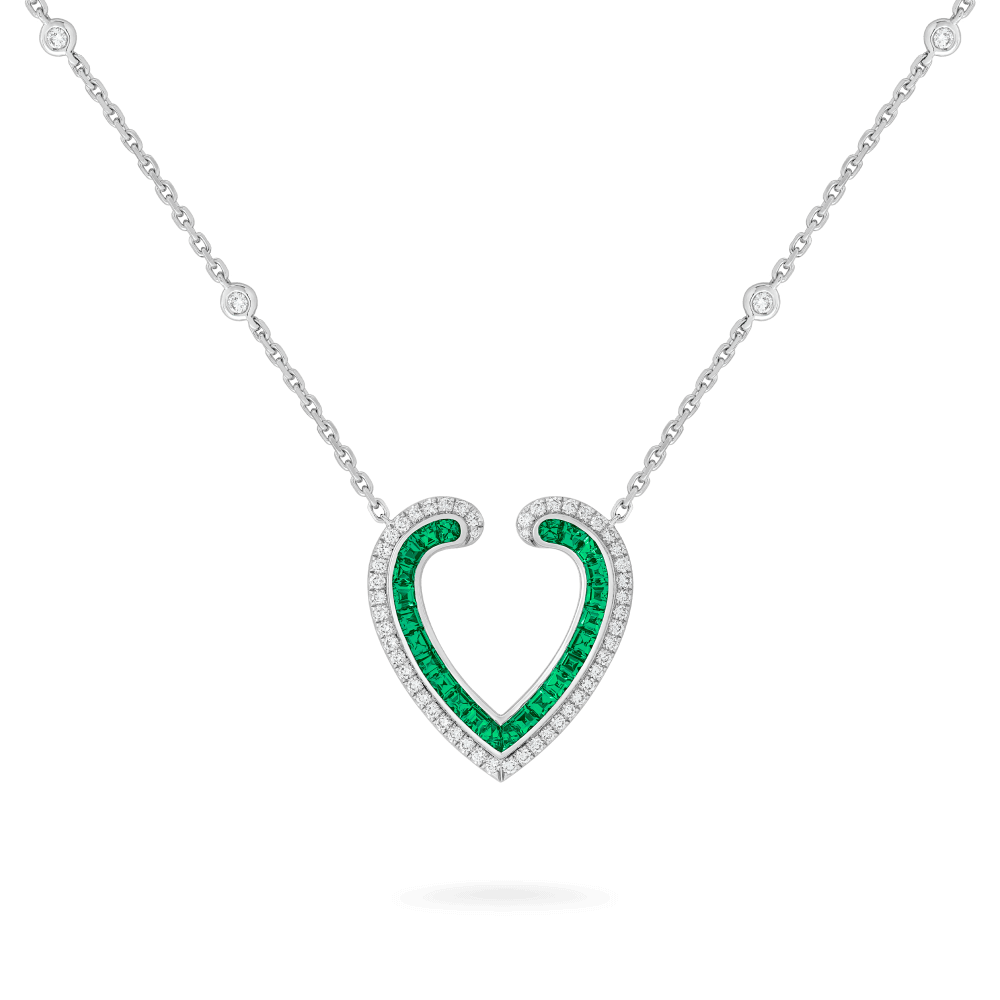 Garrard Aloria jewellery Collection calibre cut emerald pendant in 18ct white gold with Diamonds 2017137 Hero View 1
