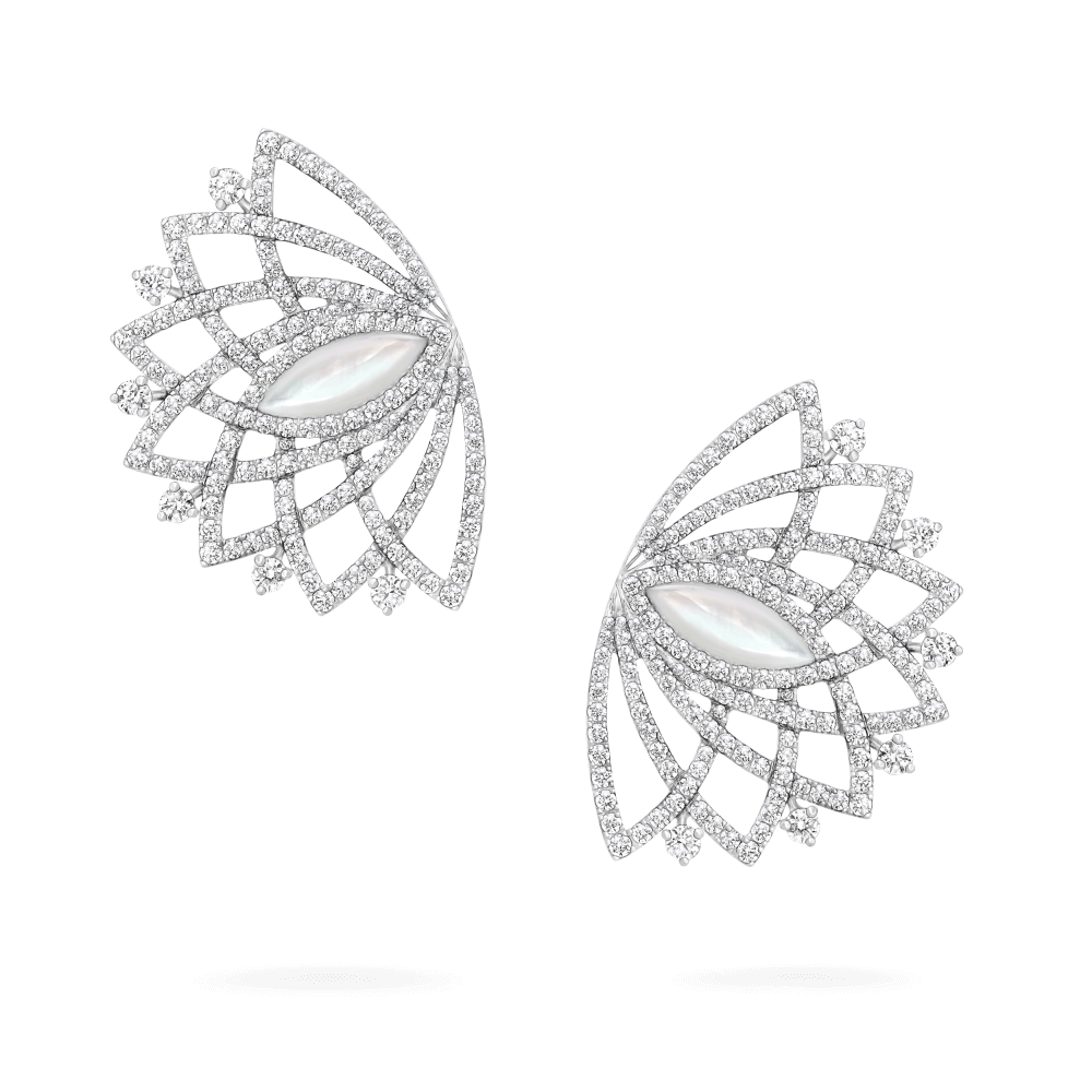 Garrard Lotus Jewellery Collection Lotus Petal High Jewelery Diamond Ring In 18K White Gold with Mother of Peal, 2019363, Hero