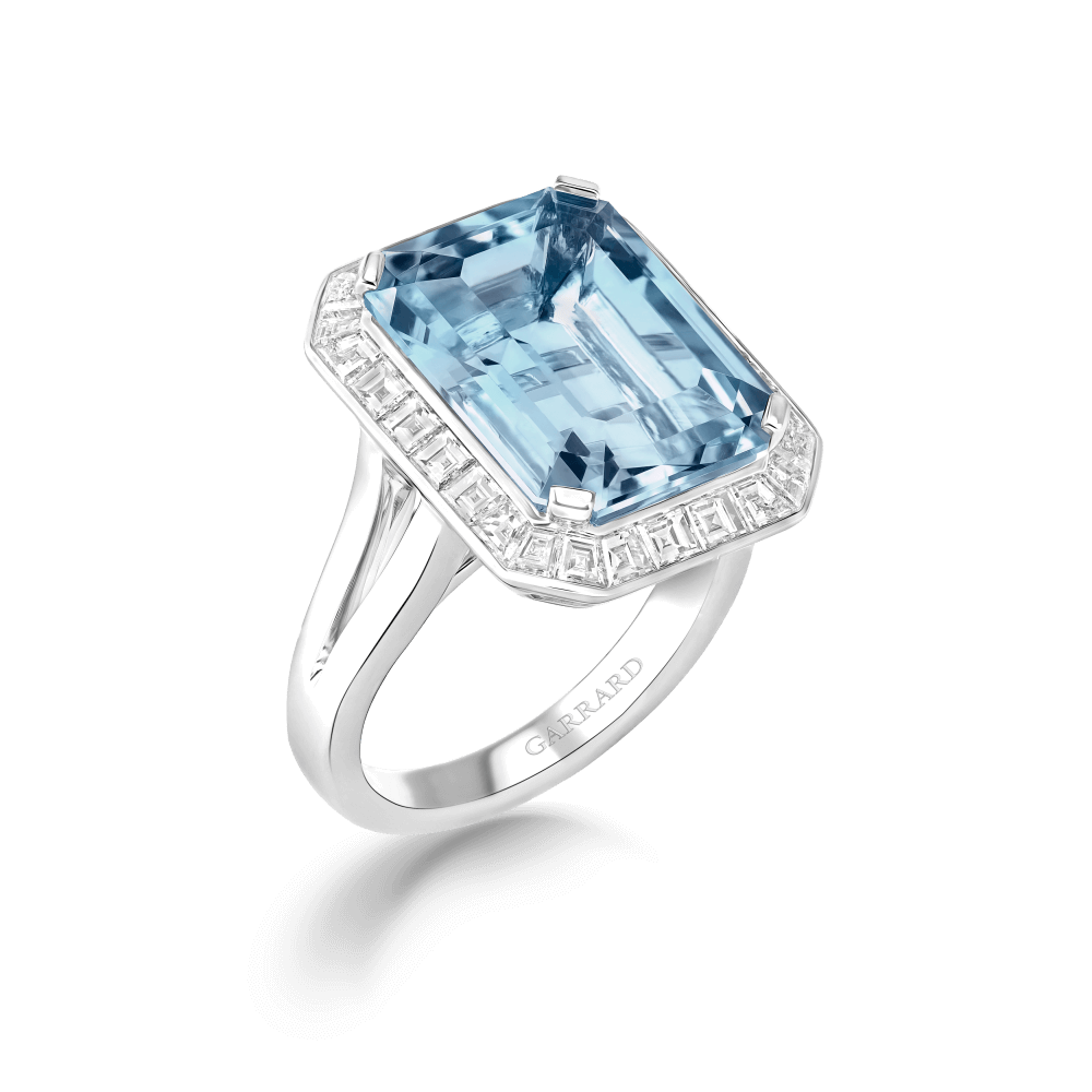 Jewelled Vault 2019460 eCom Pack Shot